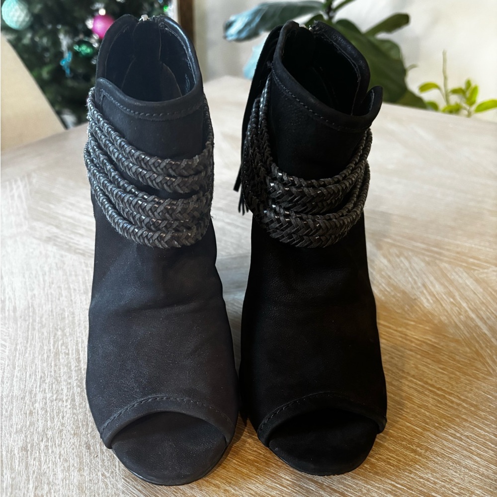 BCBGeneration Cinder open toe bootie size 7